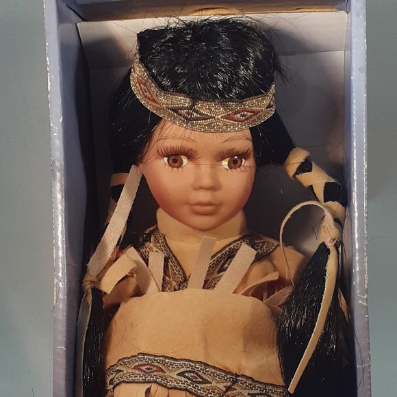 Porcelain Indian Doll 8" Indian Girl Beaded Prince - Picture 2 of 4